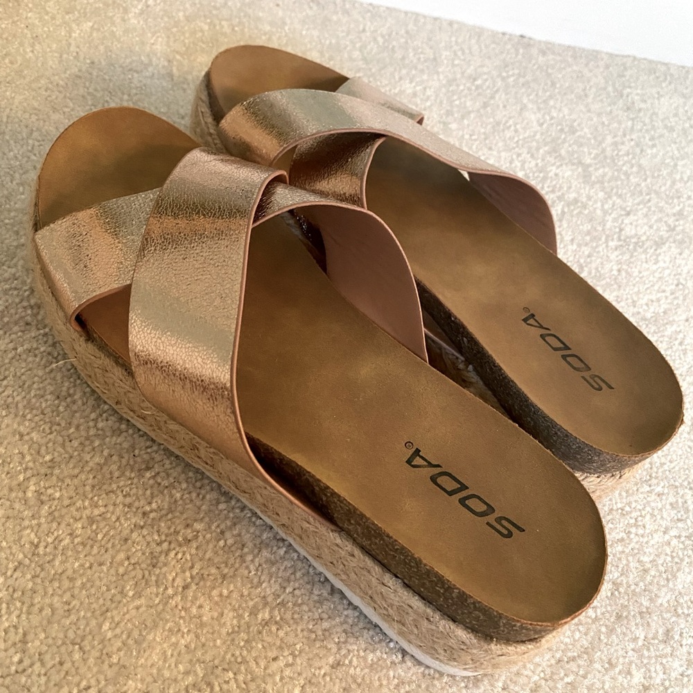 Soda rose gold sandals